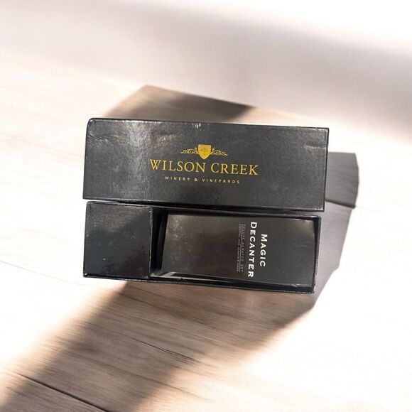 Wilson Creek Magic Decanter Deluxe Aerator Set. Essential Wine Aerator & Tower. - Picture 3 of 3